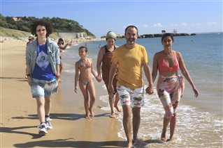 A quand la diffusion de l'hôtel de la plage saison 2?  / Photo : Gilles Scarella / FTV