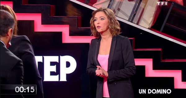 Sandrine Quétier dans masterchef 2015 sur TF1 comme animatrice / Capture écran VTEP