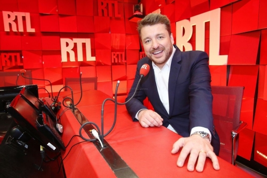 Guillon prend le soleil sur RTL avec Bruno Guillon pendant tout l'été / Photo RTL 