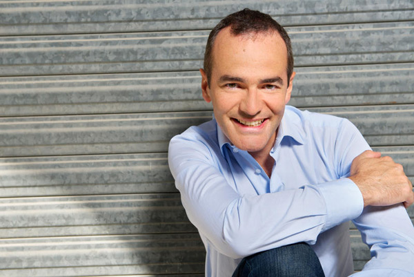 L'heure H nouveau magazine France 3 de Franck Ferrand / Photo FTV / J.P Baltel