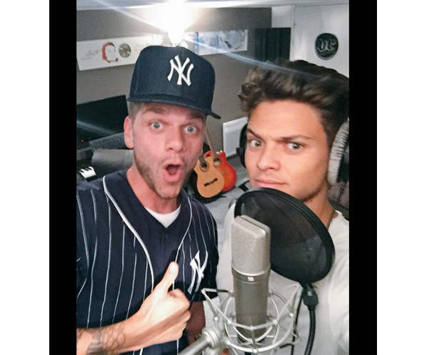 Keen'V et Rayane Bensetti le duo de la rentrée 2015