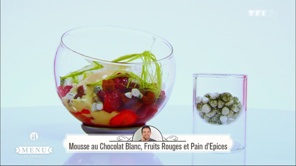 Recette dessert de Laurent Peugeot : Mousse au chocolat blanc, fruits rouges et pain d’épices