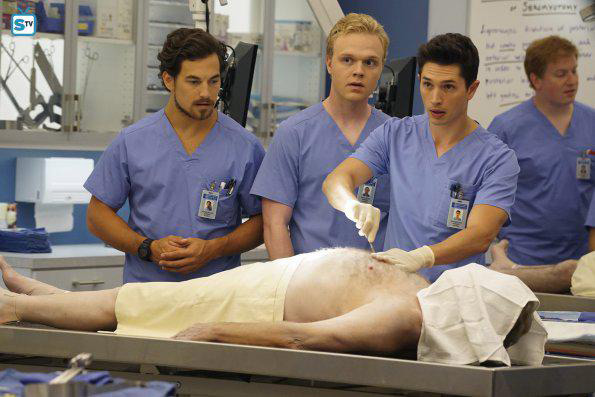 Deluca, Cross et Mitchell les 3 petits nouveaux de Grey's Anatomy saison 12 