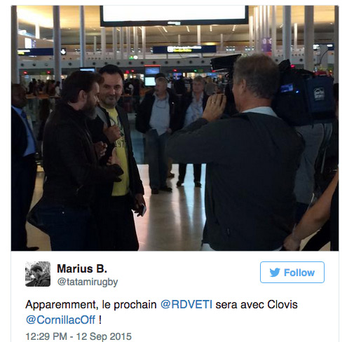 Photo à l'Aeroport de Clovis Cornillac et Frederic Lopez pour Rendez vous en terre inconnue