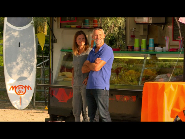 Laly et John gardent le food truck de Béné et Jimmy