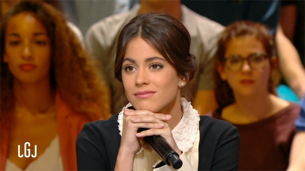 Martina Stoessel : série Tv, film et album .. de passage au Grand Journal / Capture écran