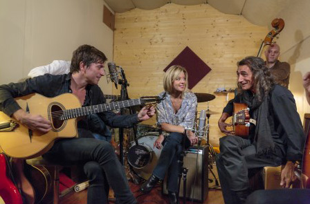 Wendy Bouchard, Boï et Thomas Dutronc dans Zone Interdite  / Crédit : Patrick ROBERT/M6