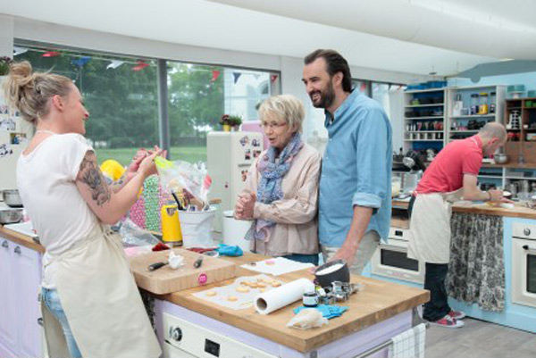 Quelles recettes pour Le meilleur pâtissier du 28/10/2015 ? la charlotte sur M6 / Photo Lou Breton