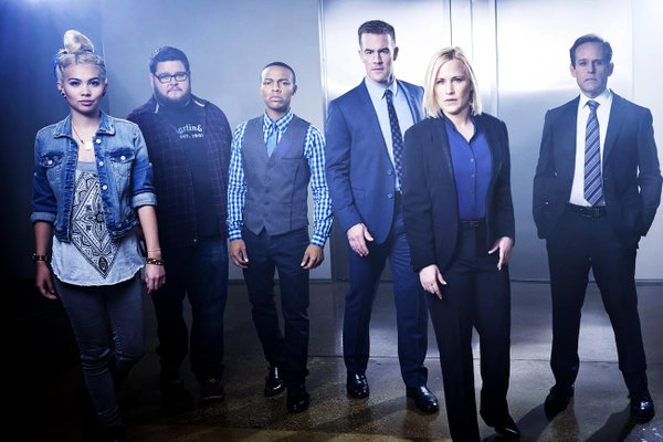 Vos avis et commentaire sur CSI Cyber , les experts 2016 sur TF1