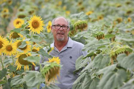 Vos avis sur Bernard S. de l'amour est dans le pré 2016 / Photo M6-Aurélien Faidy