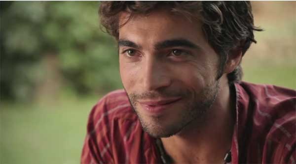 Marco le bachelor NT1 est aussi un acteur... craquant !!