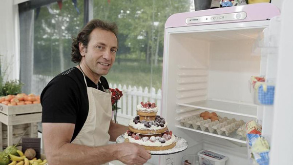 Vos avis sur les recettes de Philippe Candeloro dans le meilleur pâtissier : pas beau mais bon?  ;) 