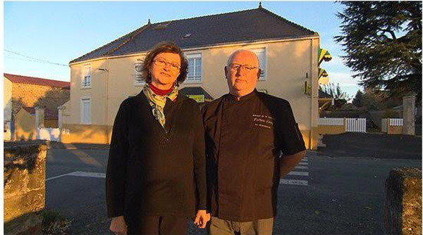 Avis et commentaires sur l'hôtel d'Isabelle et Fabien de Bienvenue à l'hôtel / Photo TF1