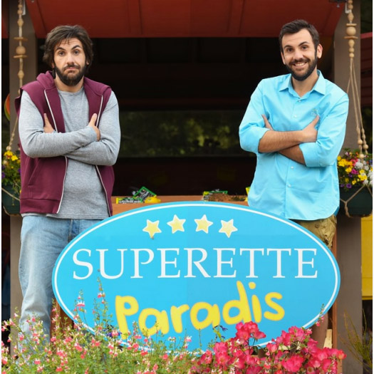 Laurent Ournac et son sosie dans Camping Paradis