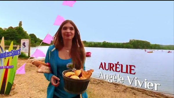 Aurélie la petite soeur de Béné devient donc récurrente dans LMDLA 