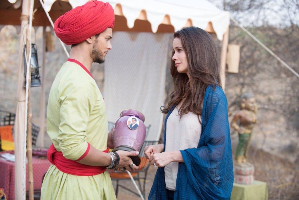 Coup De Foudre à Bollywood Mariage Vidéo Coup de foudre à Jaipur (TF1) : danse bollywood avec Denitsa