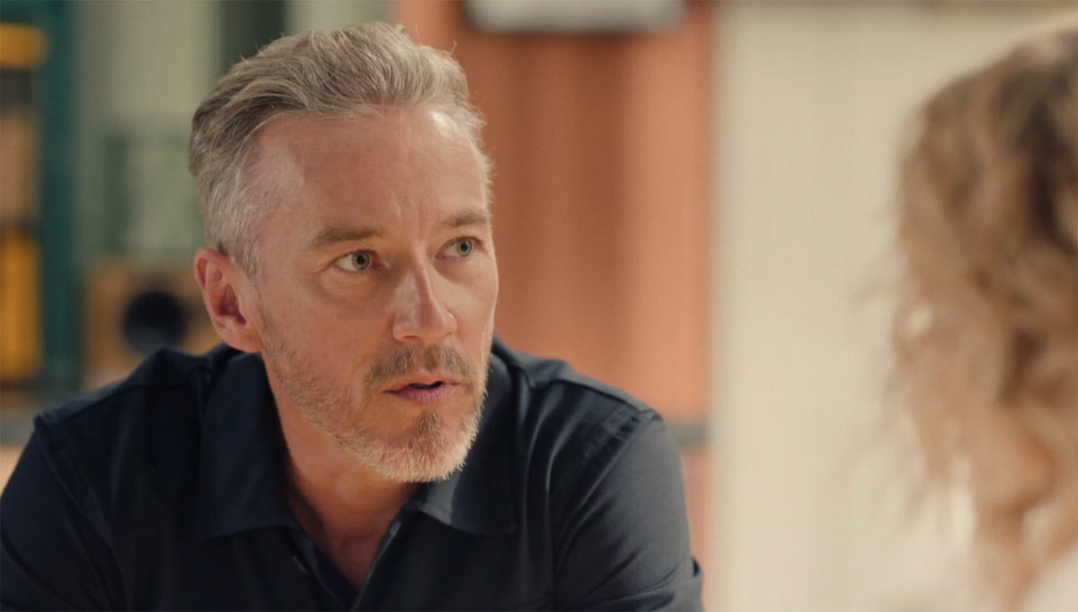 Louis robbie dans plus belle la vie
