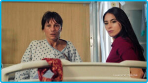 Laura se bat pour survivre : le retour du bandana rouge sème la panique – Plus belle la vie 23 octobre 2025 (épisode 448 – résumé complet PBLV) Plus belle la vie