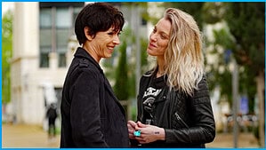 Elise présente Agnès (Anaïs Delva) à la coloc : leur histoire franchit une nouvelle étape – Un si grand soleil, les spoilers du 17 au 21 août 2026 Un si grand soleil